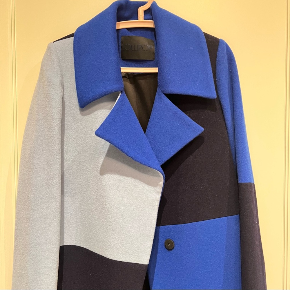 designer coat - Picture 2 of 3